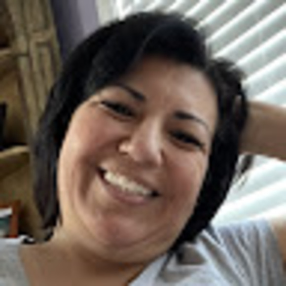 Meet your Posher, Lupe - Picture 1 of 1